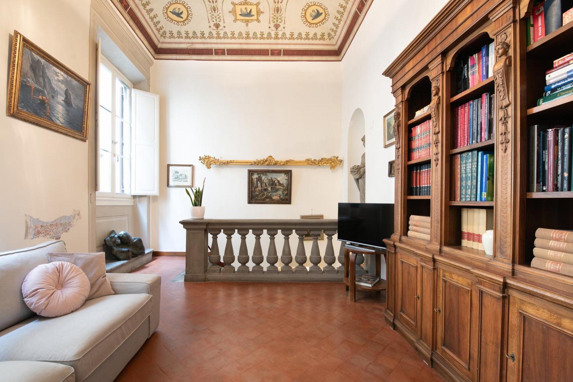 Santo Spirito Frescoed 6 Sleeps *